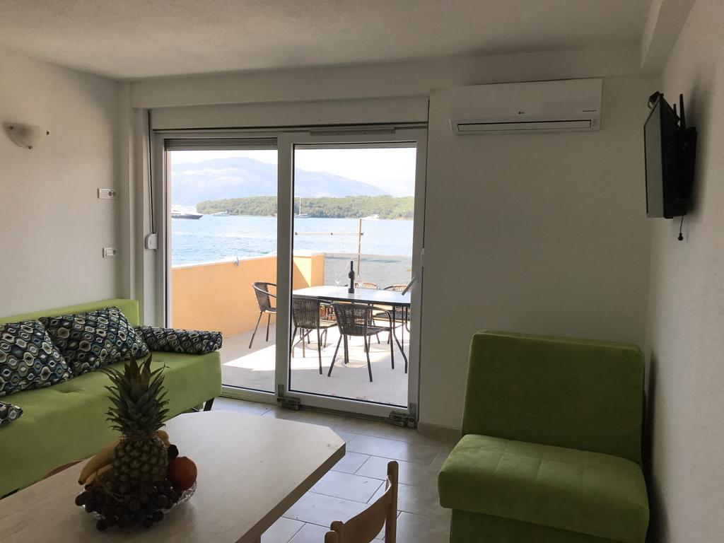 Franovic Apartments Tivat Exterior photo