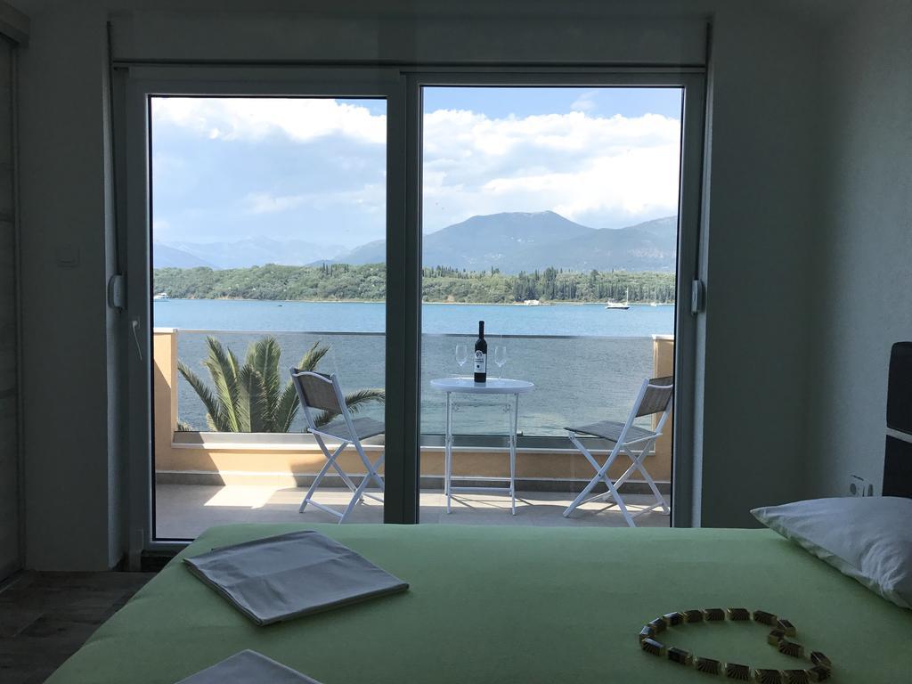 Franovic Apartments Tivat Exterior photo